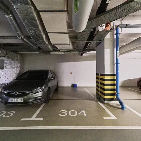 Sky Tower Apartments - 37Th Floor