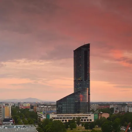 Sky Tower Apartments - 37Th Floor *